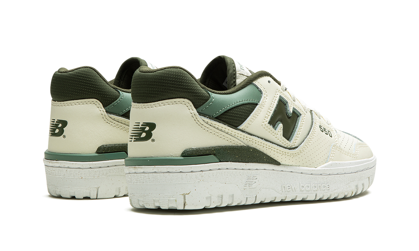 550 WMNS "Angora Green"