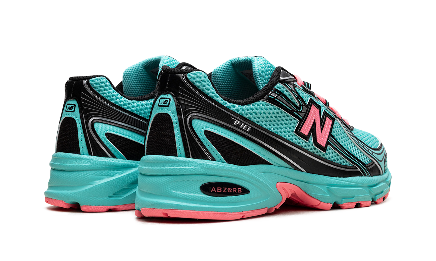 740 "Cyber Jade" U740EG2