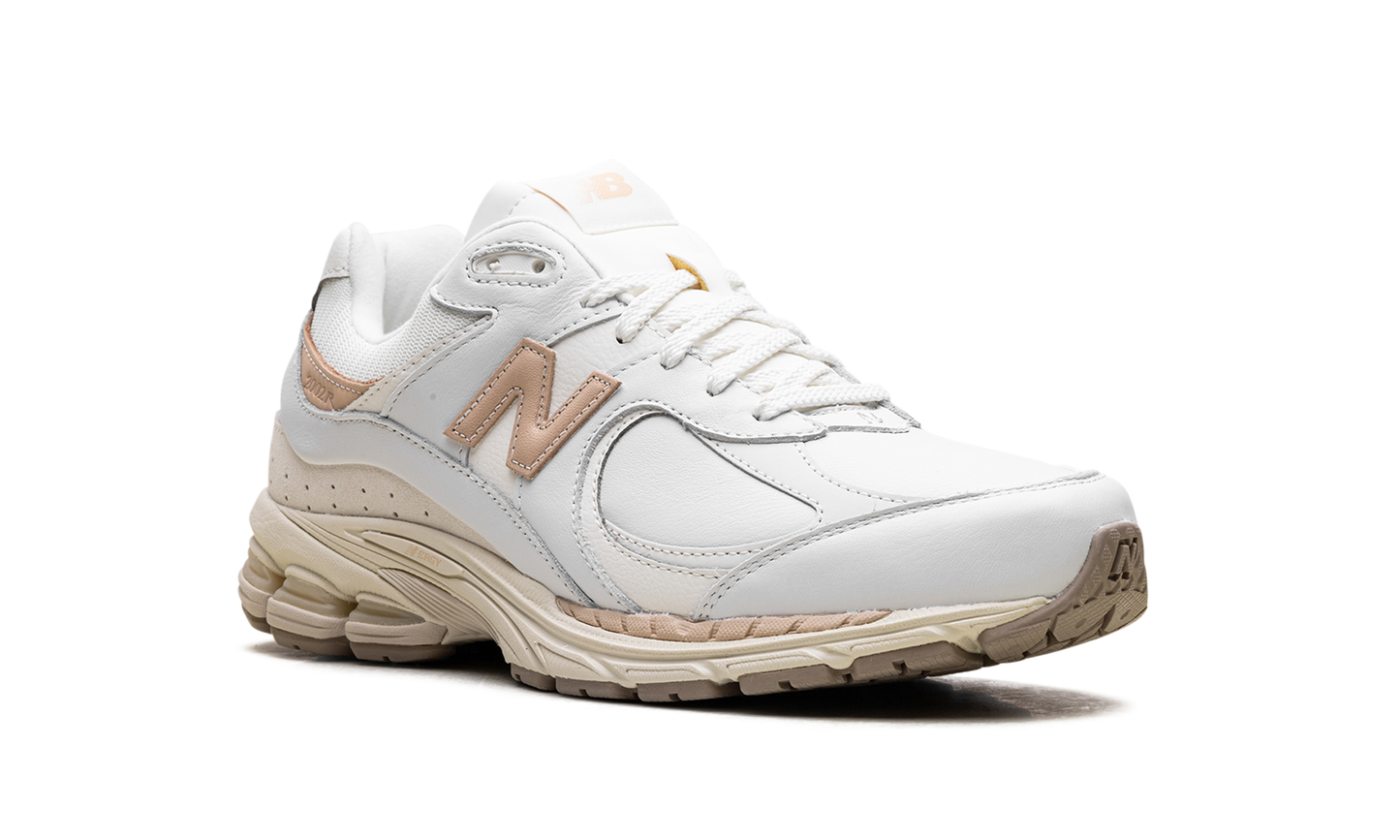 2002R "Vachetta Leather" M2002RVF