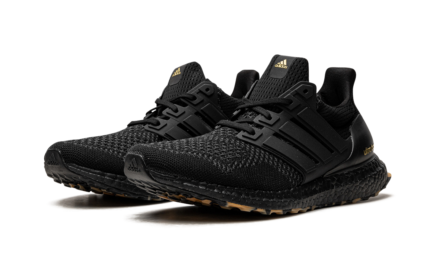 ULTRABOOST 1.0 "Black / Gum Camo Sole" GY9136