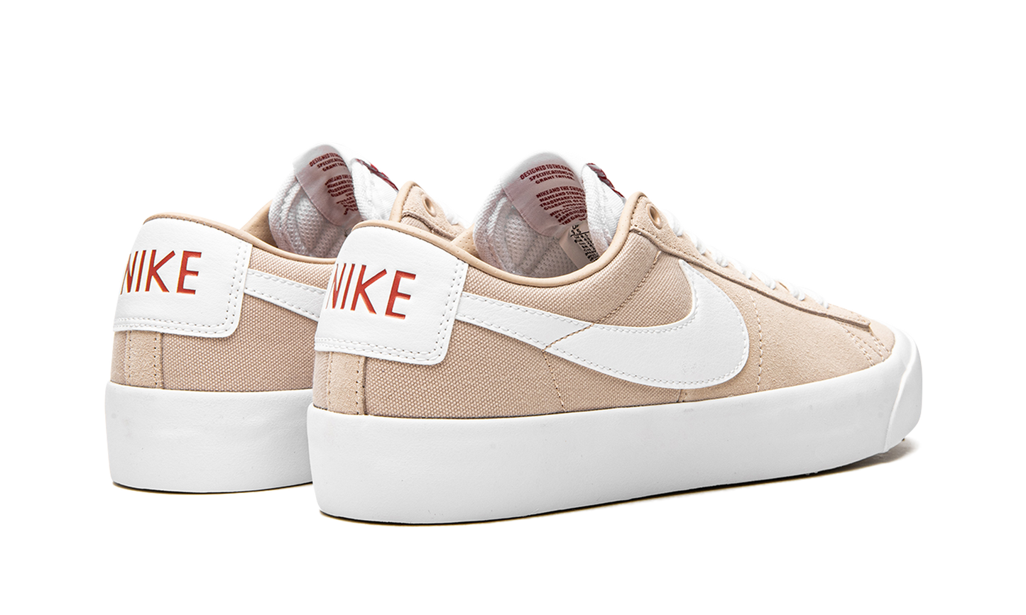 SB Blazer Zoom Low GT DC7695 200