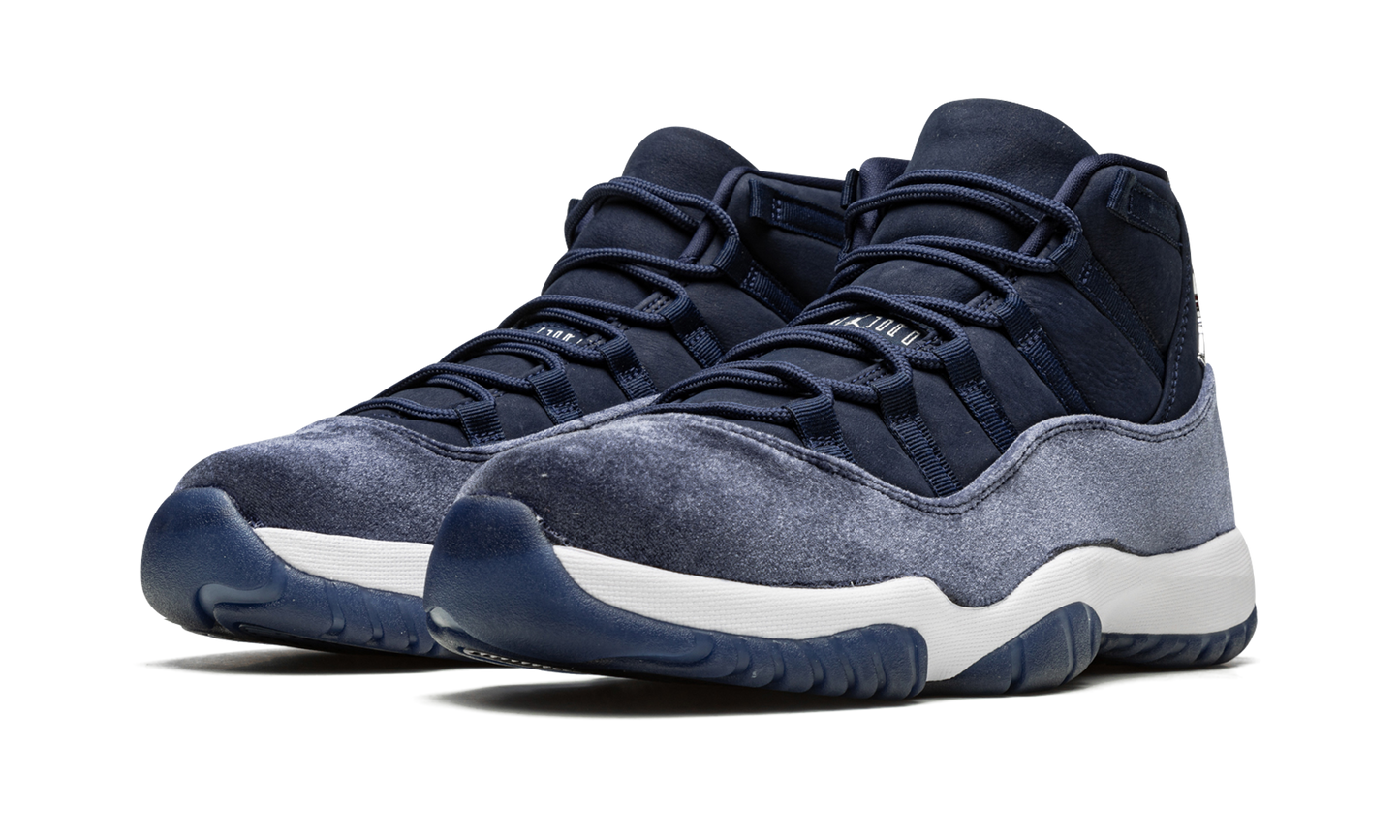 AIR JORDAN 11 VELVET WMNS "Midnight Navy" AR0715 441