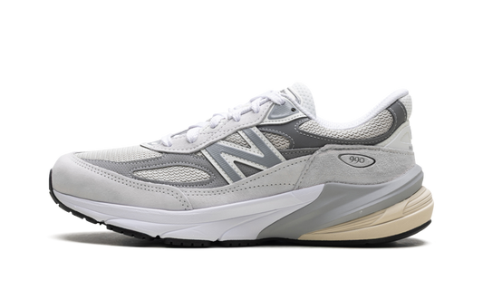 990v6 "Made in USA - Reflection Marblehead" U990NC6