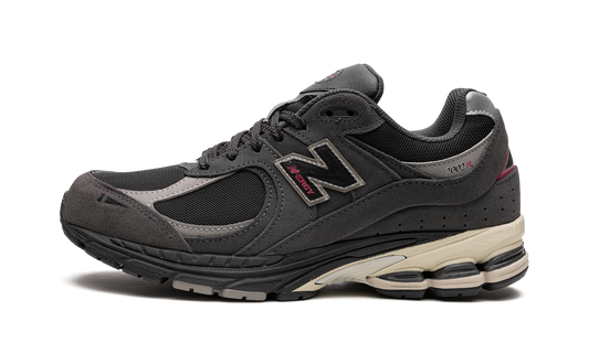 2002R "Grey / Black" M2002RGV