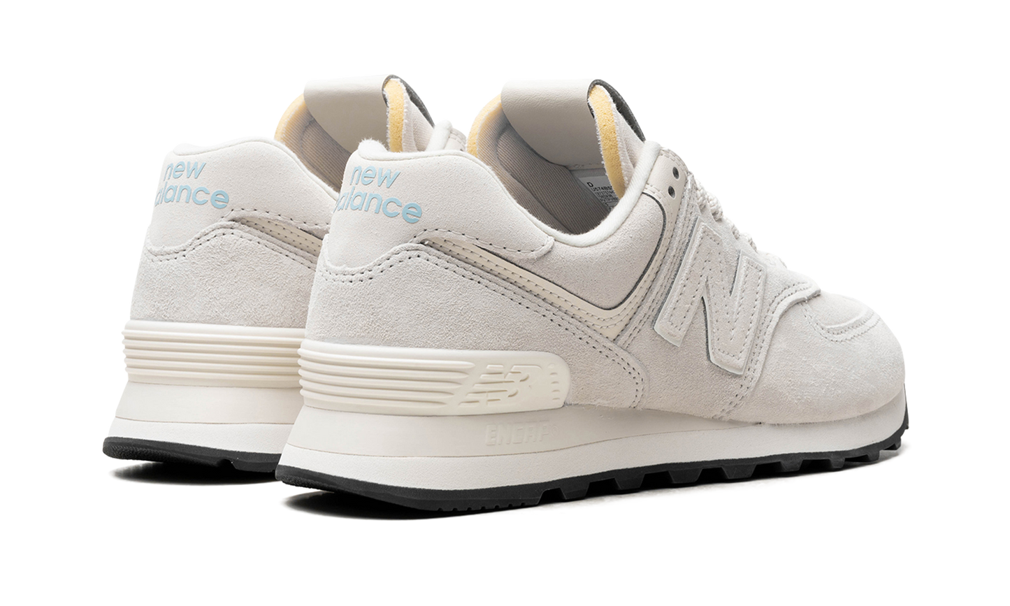 574 "Linen Sea Salt"