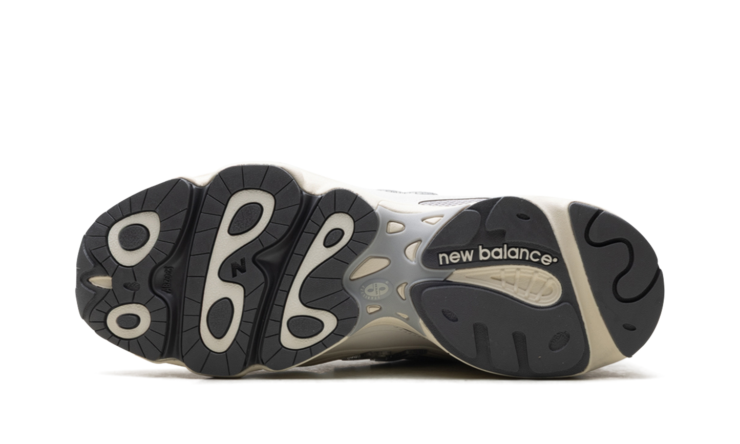 1000 "Sea Salt Grey" M1000MEW