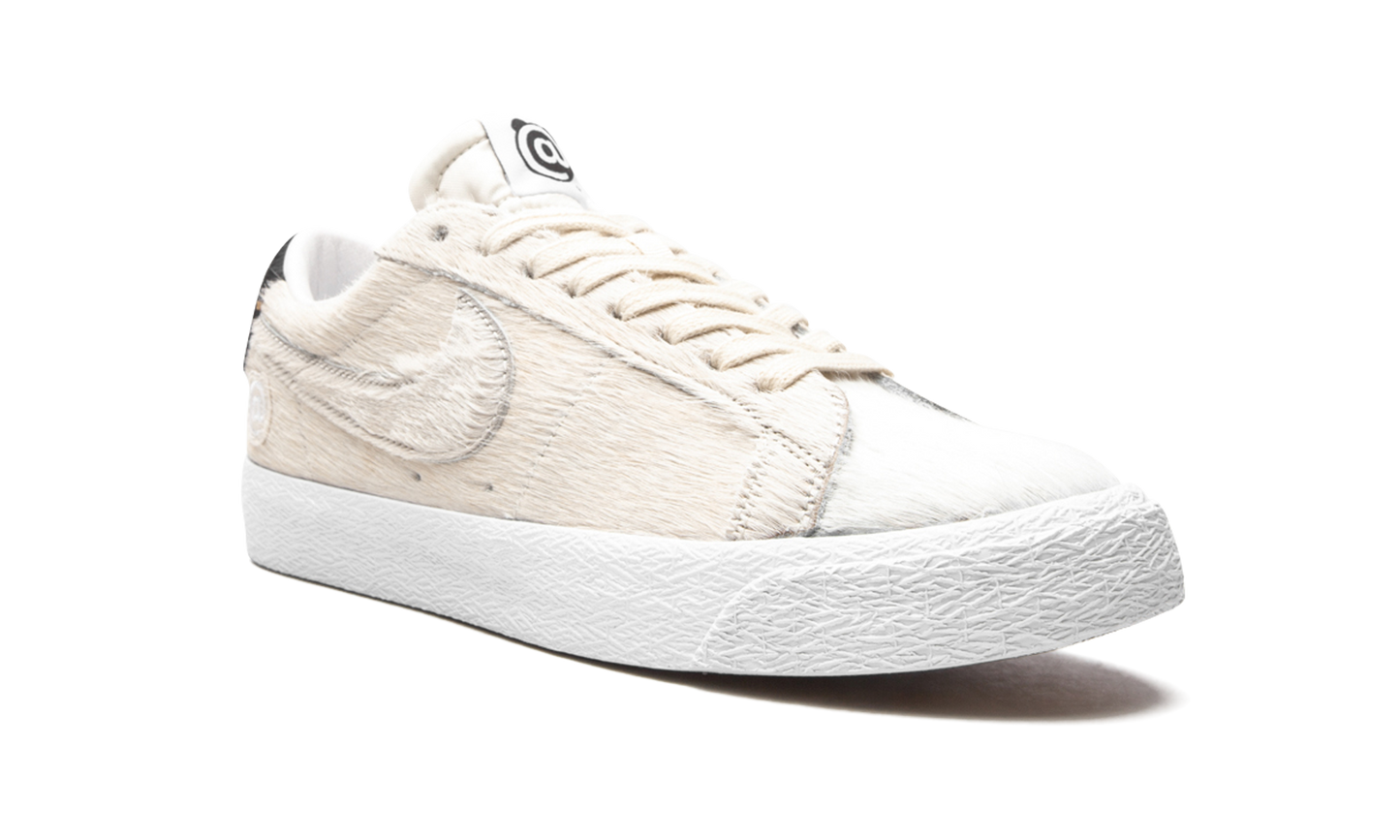 SB Blazer Low "Medicom Toy 2020" CZ4620 200