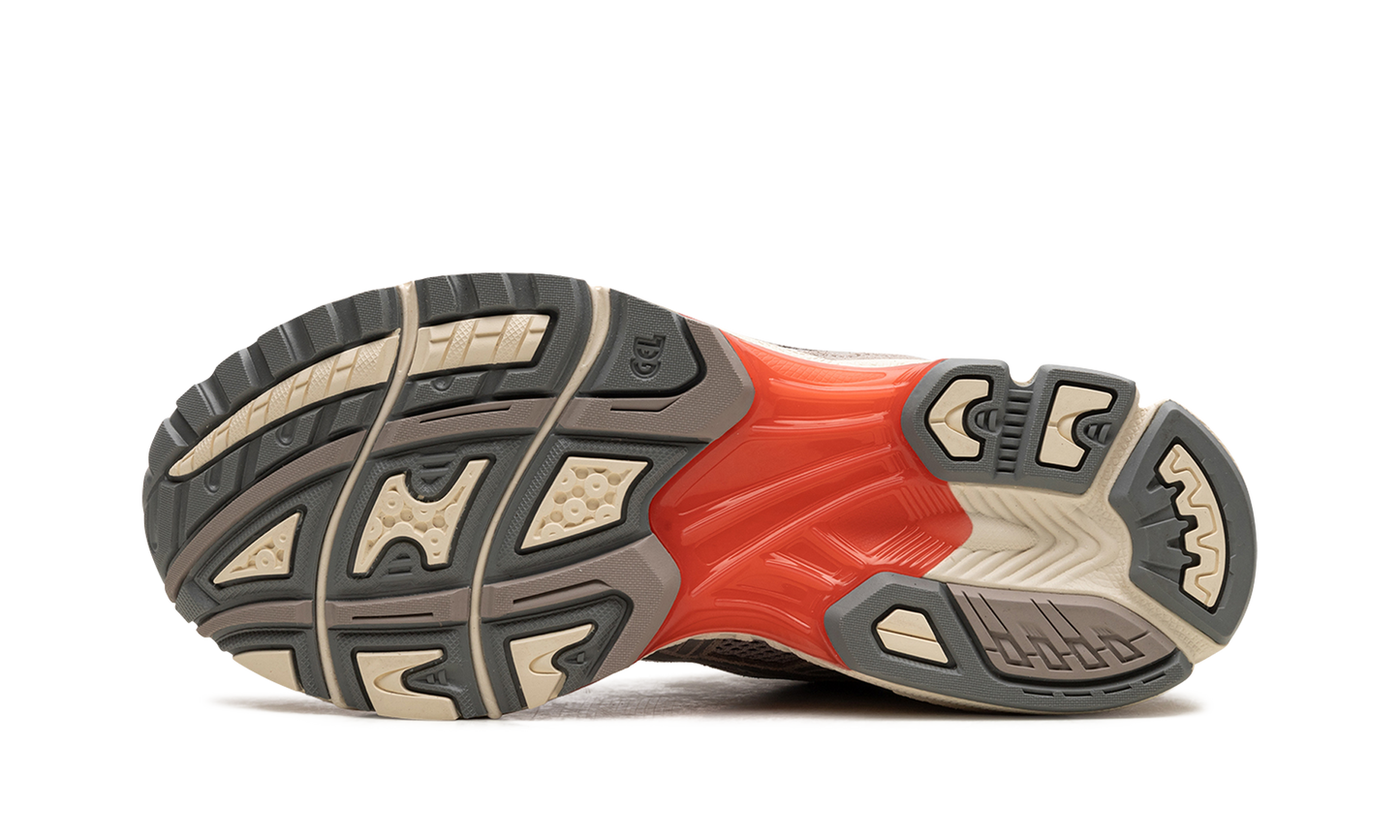 Gel-Kayano 14 "Pure Silver"