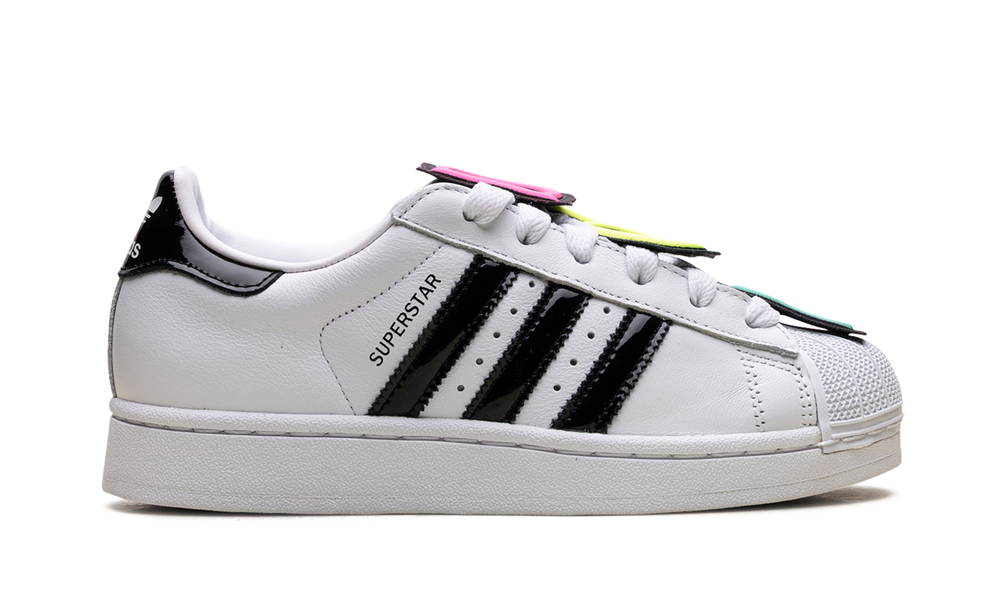 SUPERSTAR II "Jeremy Scott - White" JR3584