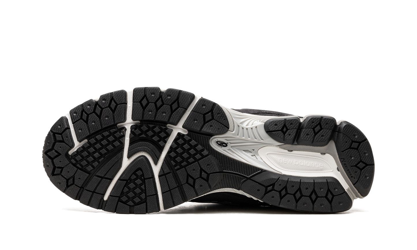 2002R Mule "Phantom" M2002RMC