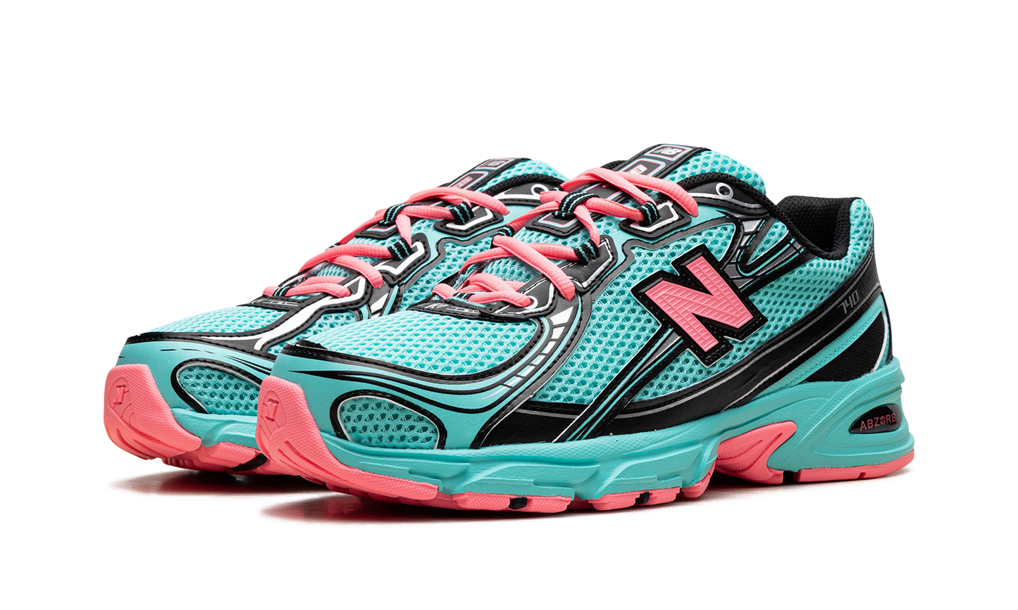 740 "Cyber Jade" U740EG2