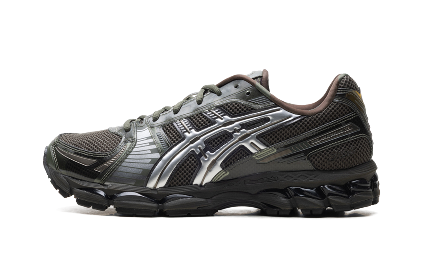 GEL-KAYANO 12.1 "Kith - Captain America vs. Guile - Double Box" AI MVC011298