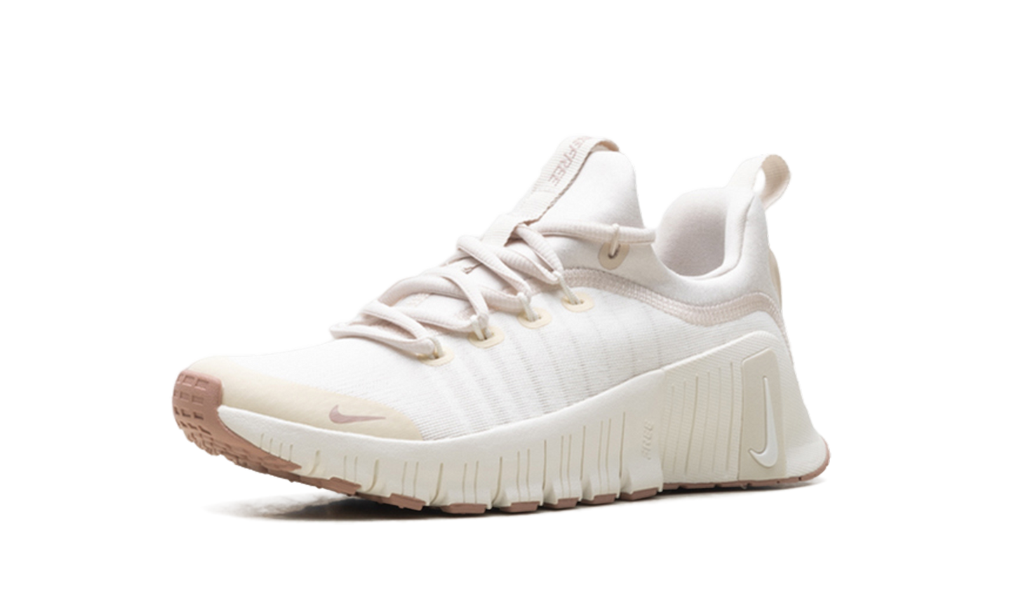 Free Metcon 6 WMNS "Soft Pearl Pearl White Sail Particle Pink" FJ7126 011