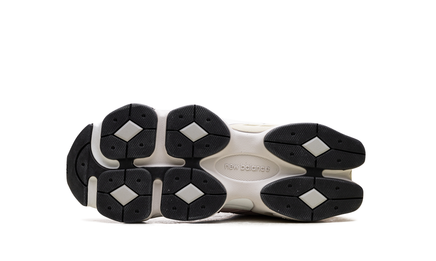 9060 GS "Pink White" GC9060BE