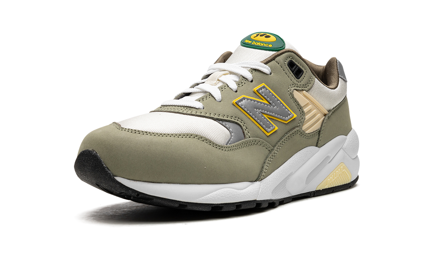 580 "Olive" MT580AC2