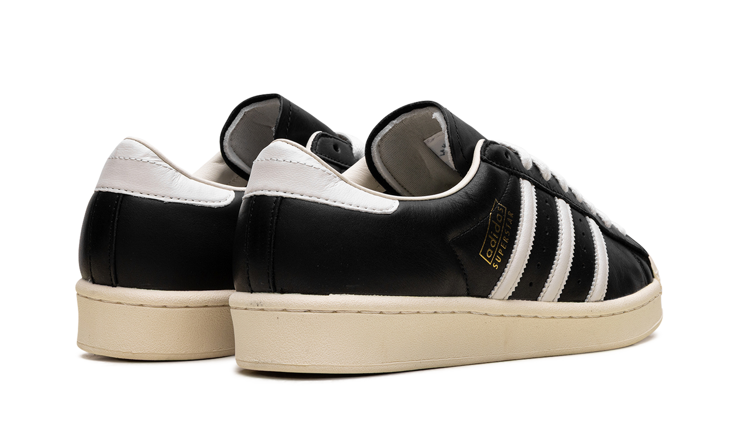Superstar Vintage "Black / White / Antique" JQ3255