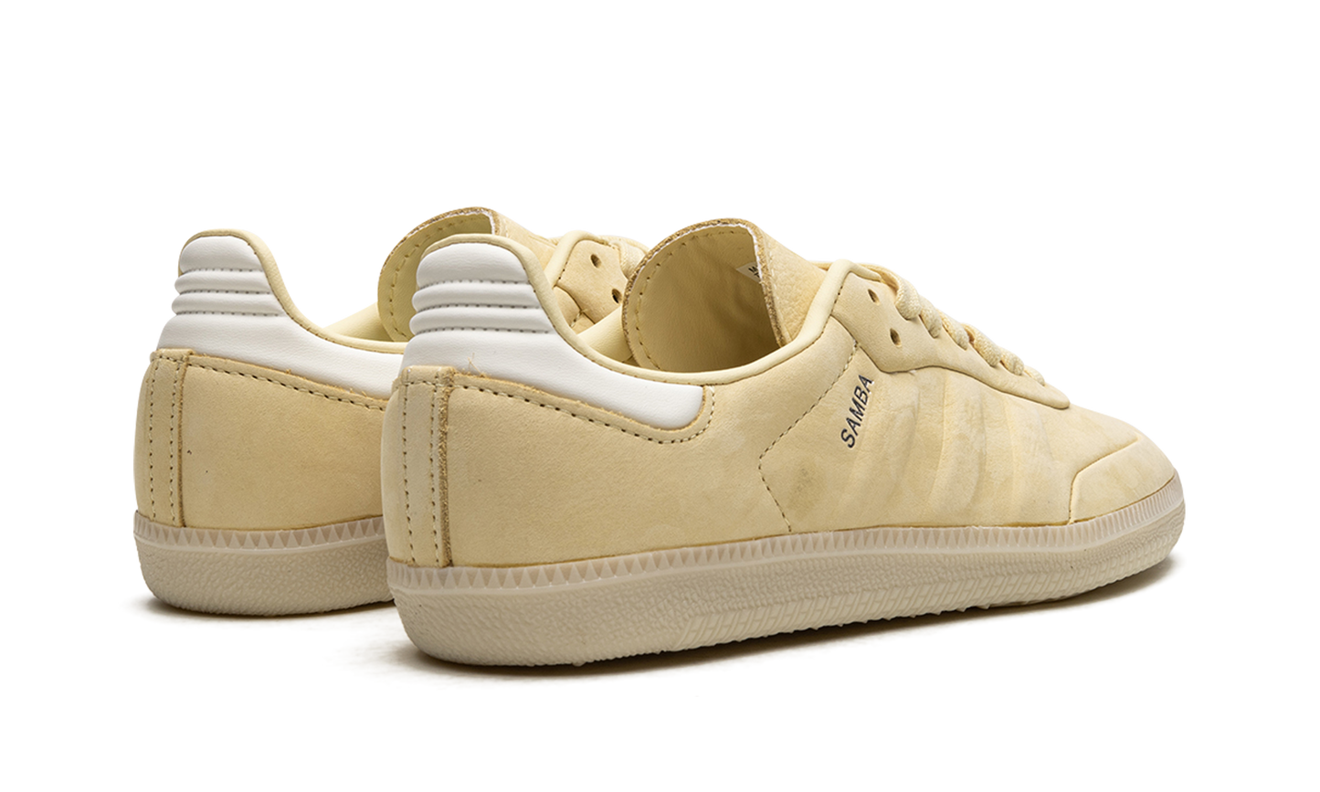 Samba "Almost Yellow" IE4955