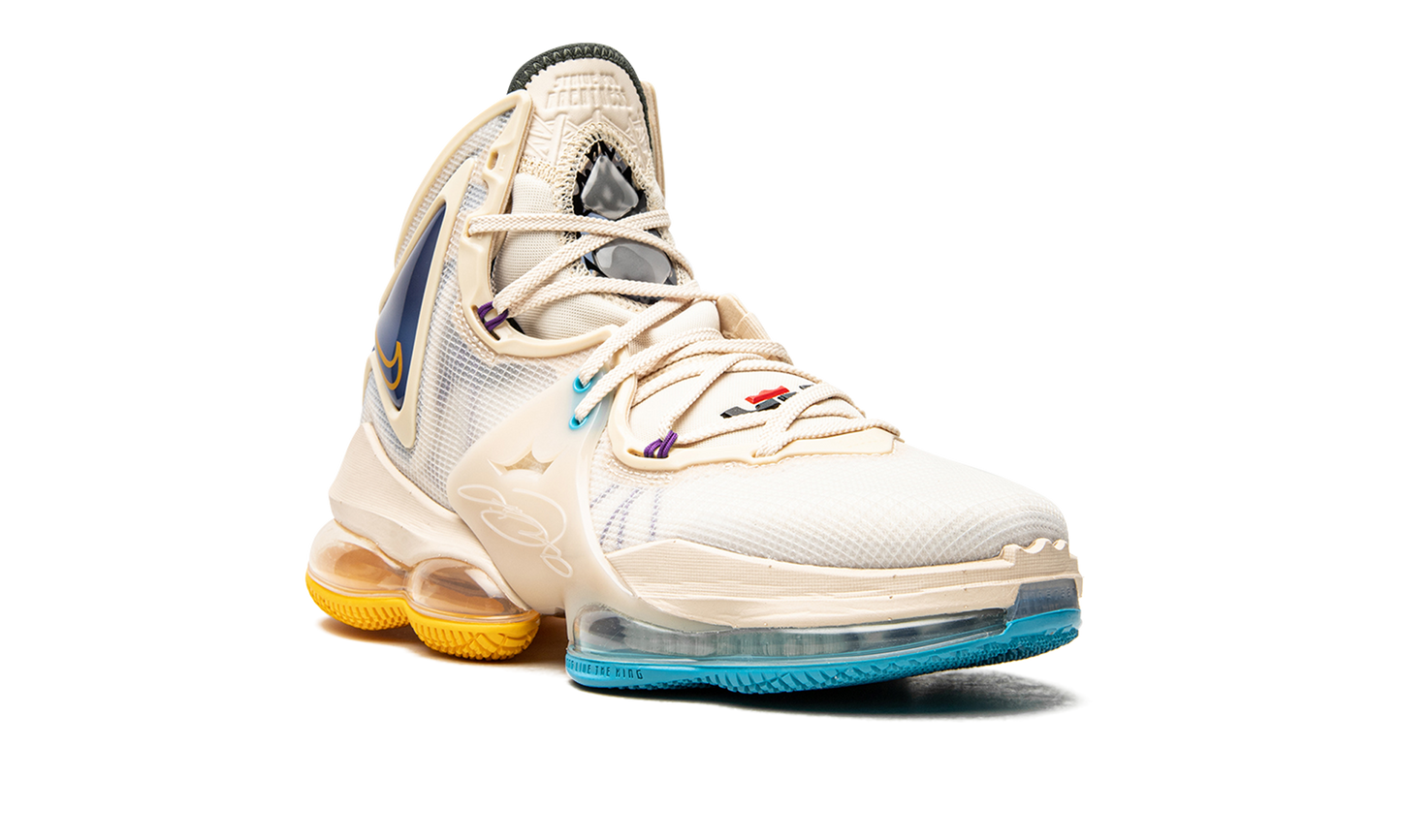 LeBron 19 "Minneapolis Lakers"