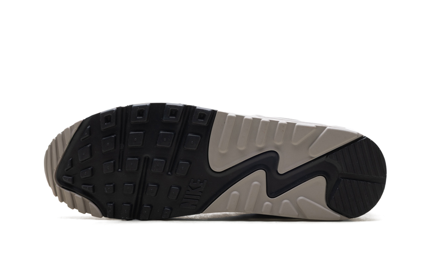 Air Max 90 "White College Grey Vast Grey University Red" DM0029 113