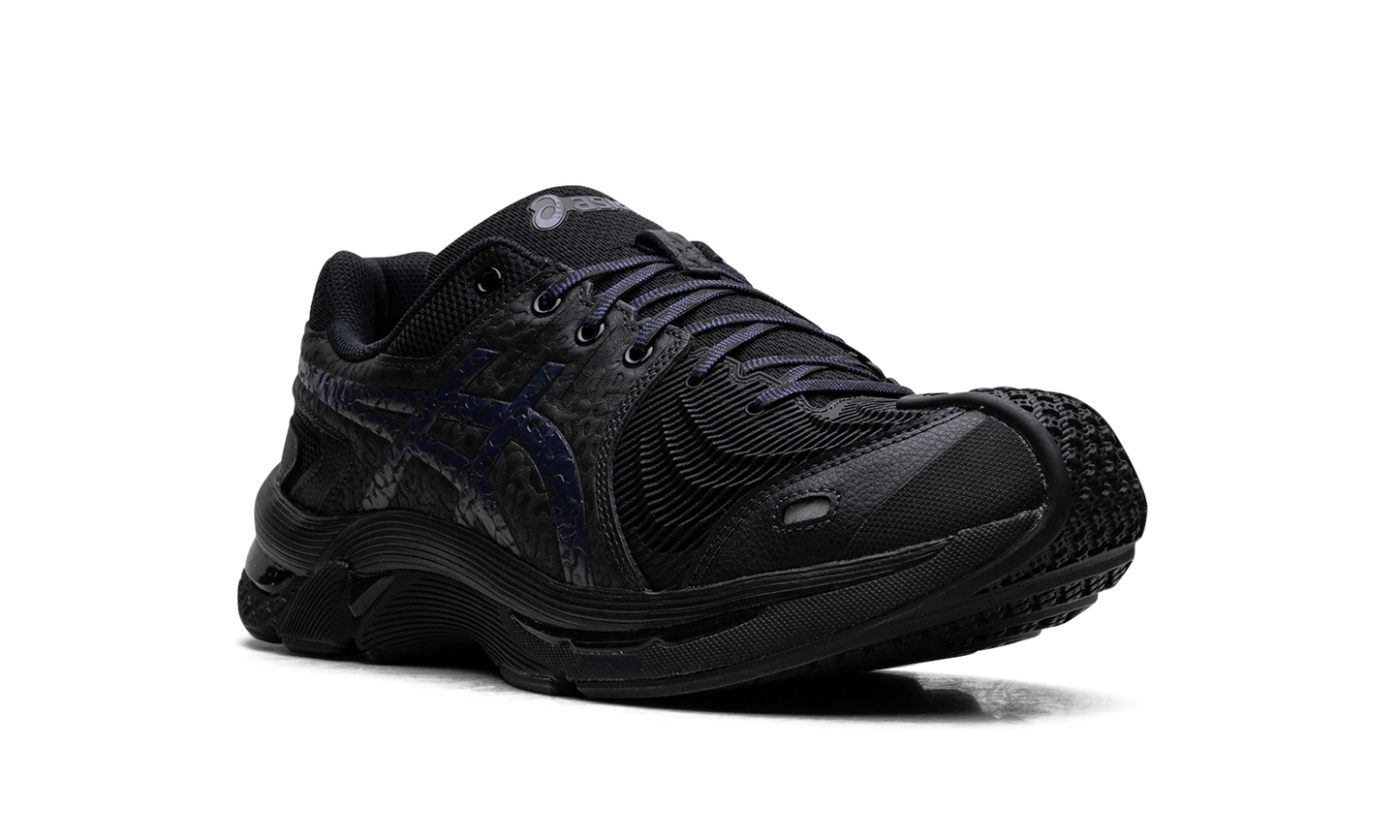 GEL-Kiril 3 "Kiko Kostadinov - Black Deep Blue" 1203A644 001