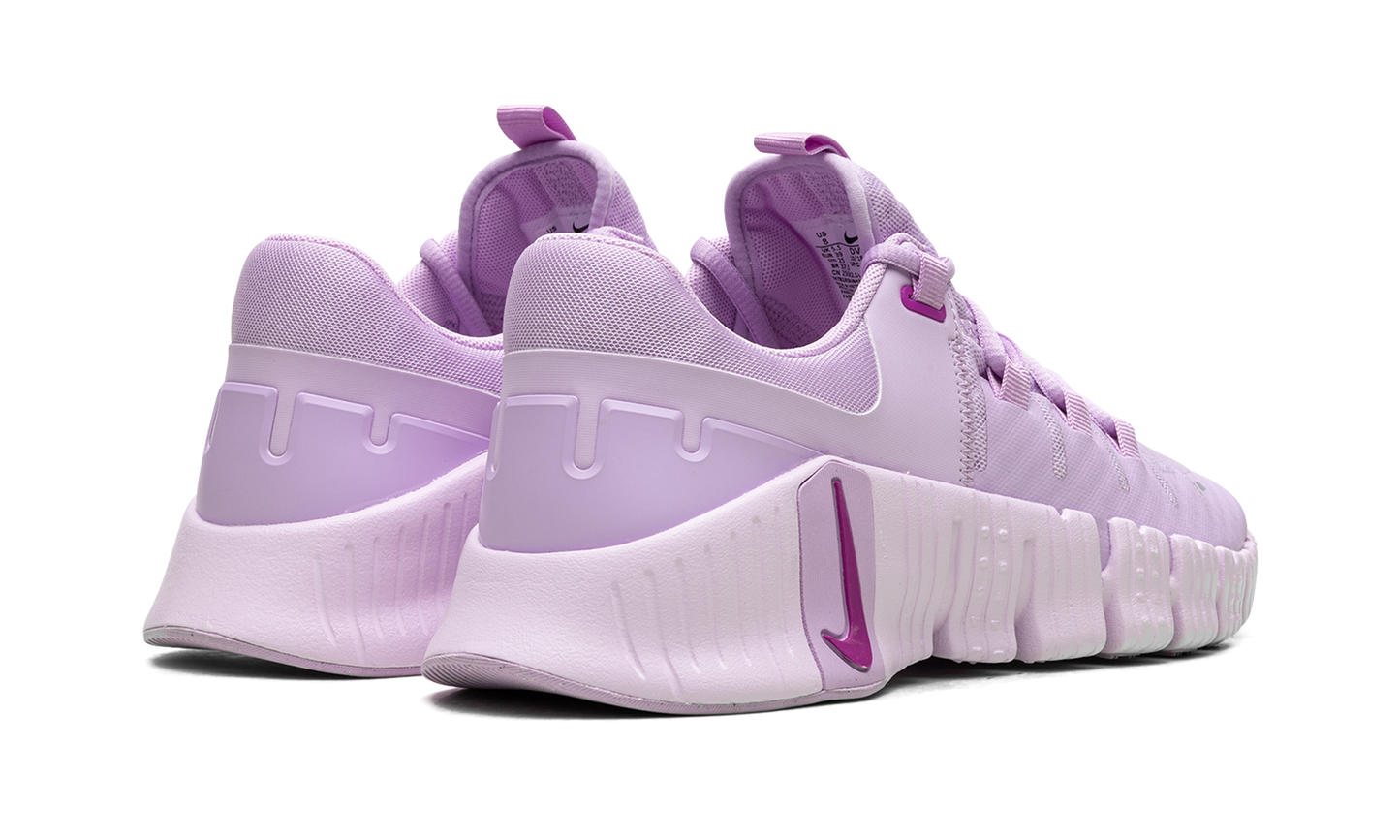 Free Metcon 5 Wmns "Bloom" DV3950 502