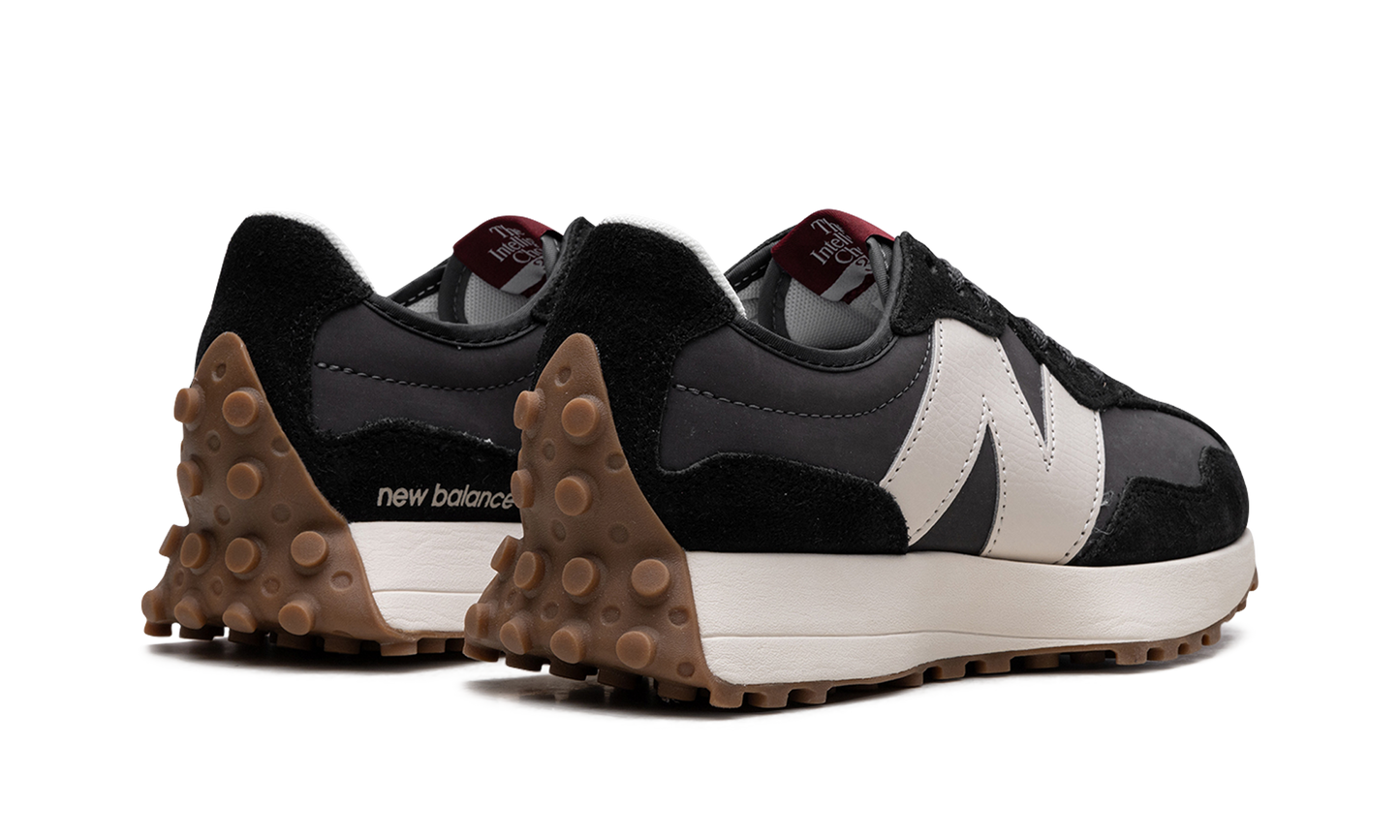 327 WMNS "Black Moonbeam" WS327KC