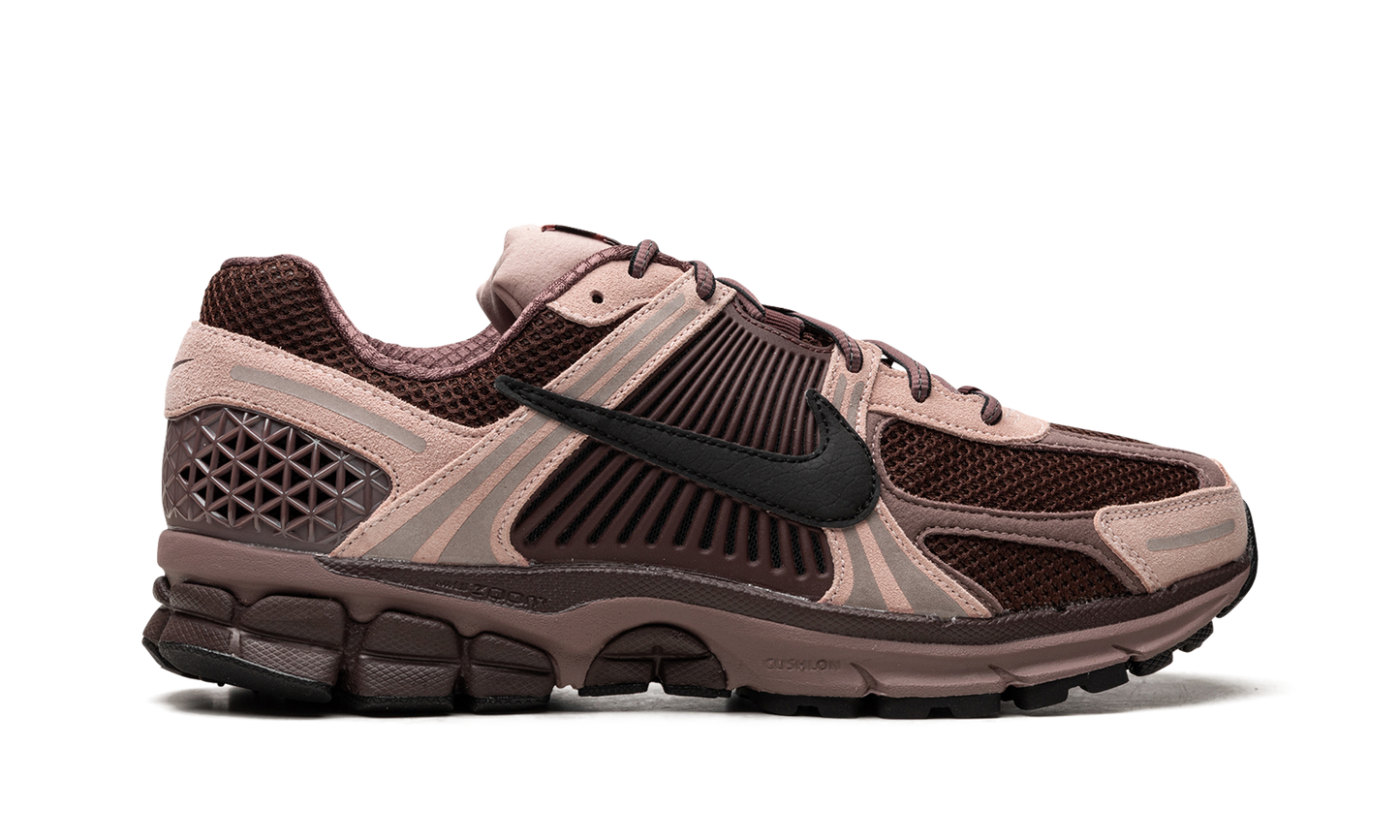 ZOOM VOMERO 5 WMNS "Plum Eclipse" FV1166 200