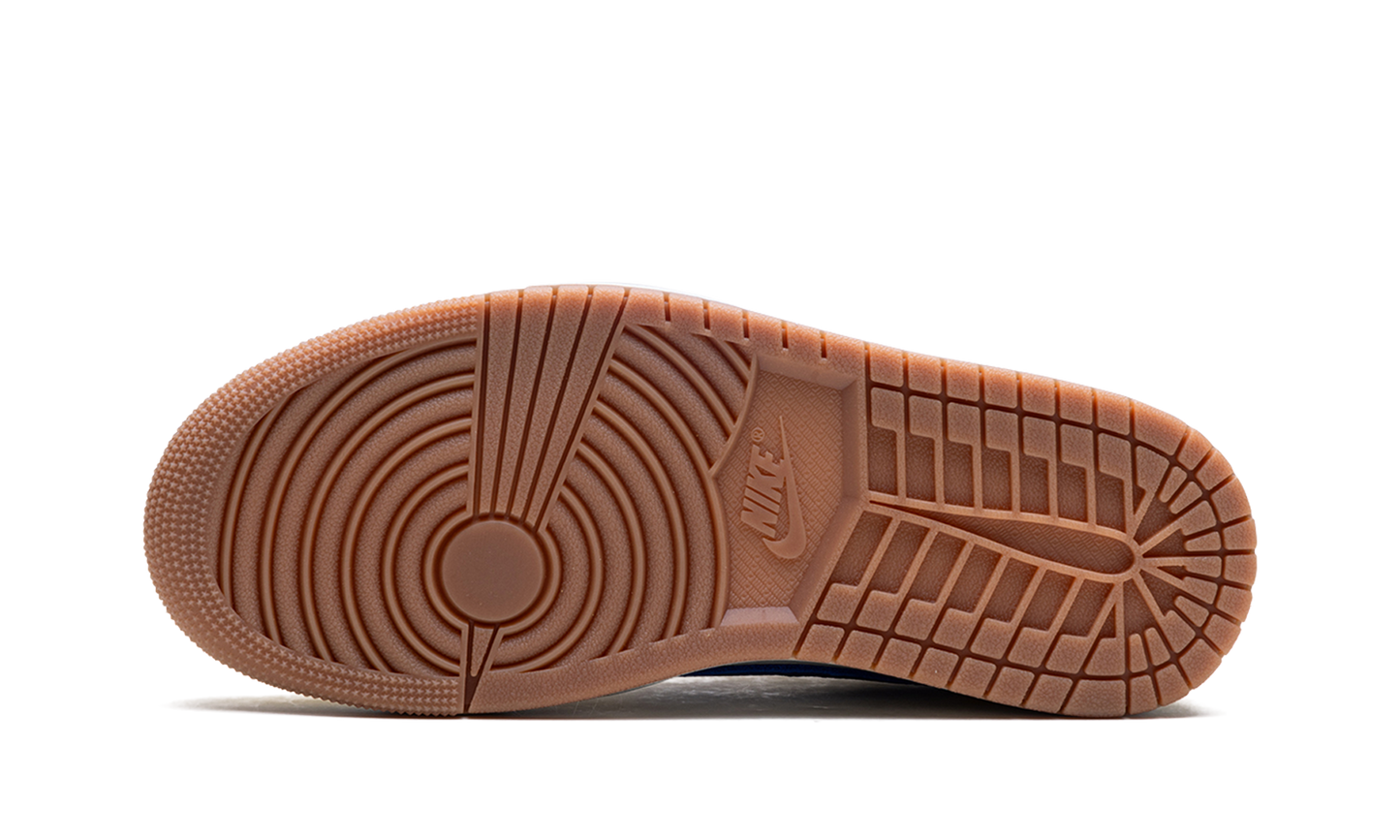 Jordan 1 Retro Low OG WMNS "TRAVIS SCOTT - CANARY" DZ4137 700