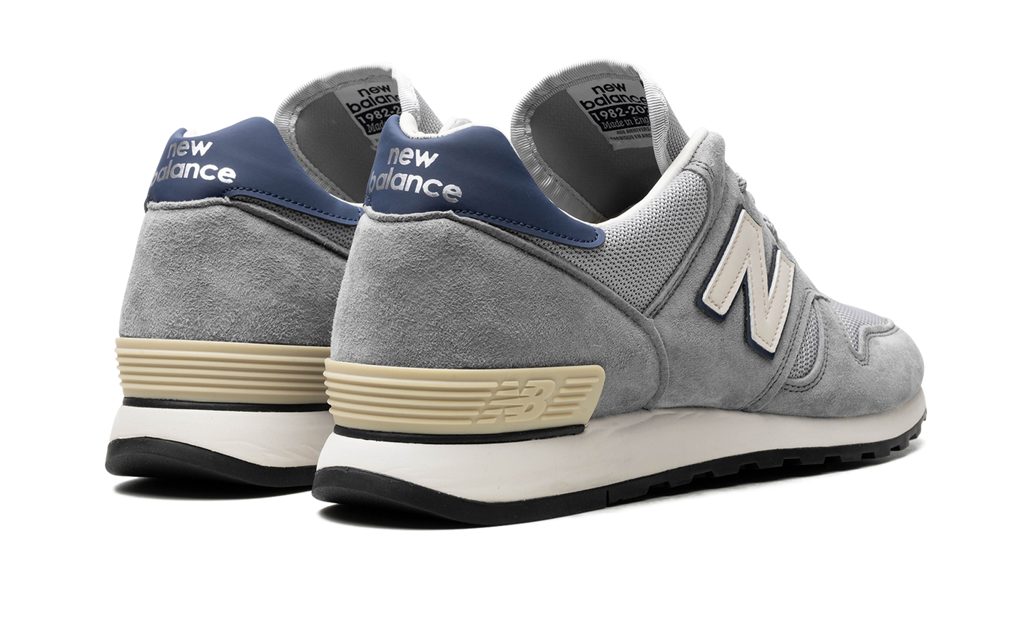 670 "Made in England '40th Anniversary'"