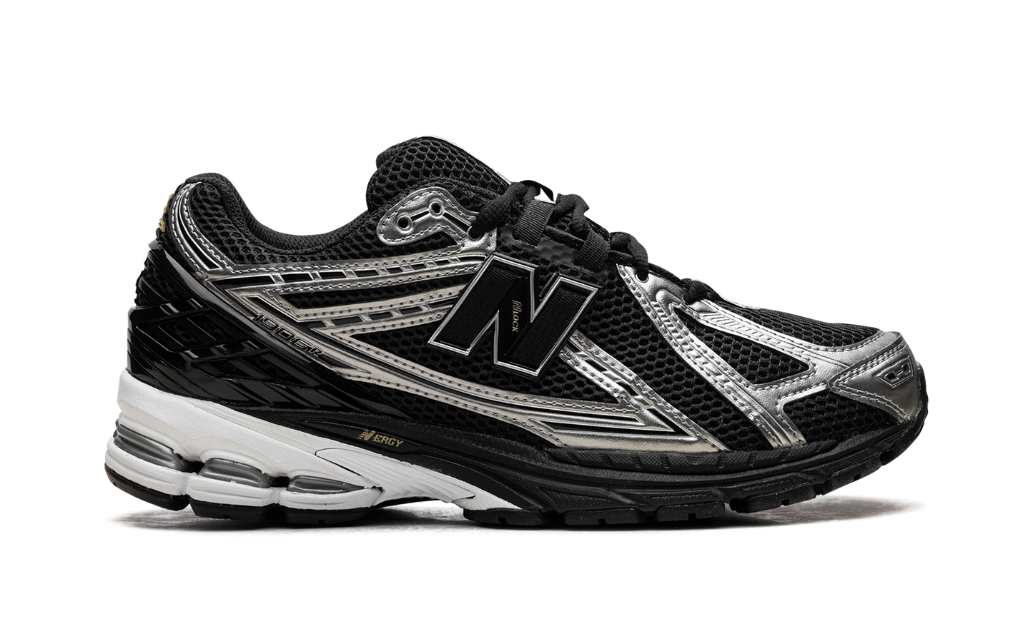 1906R "Black Grey White" U1906RCF