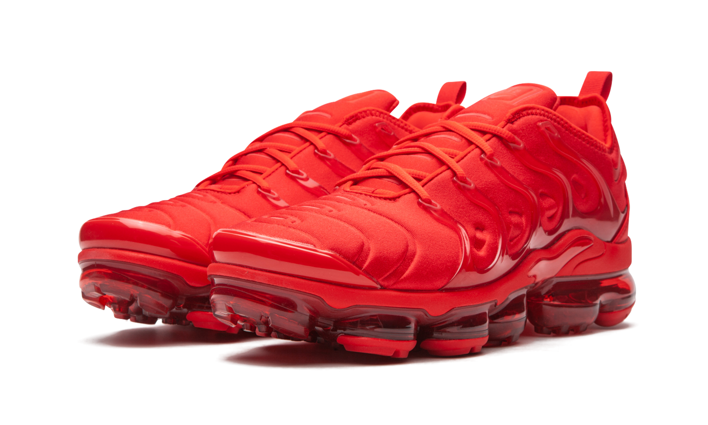 Air VaporMax Plus "TRIPLE RED" CW6973 600