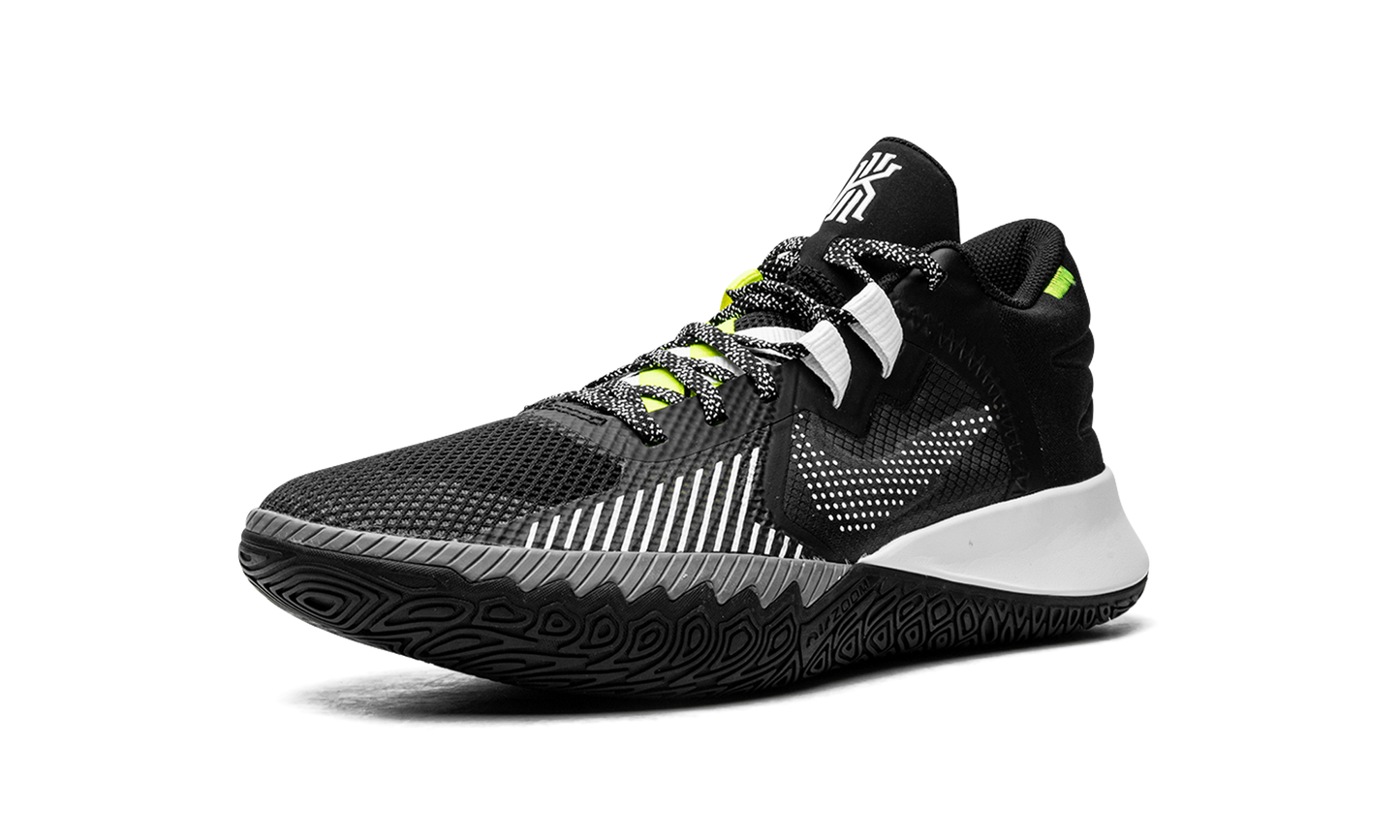 Kyrie Flytrap V CZ4100 002