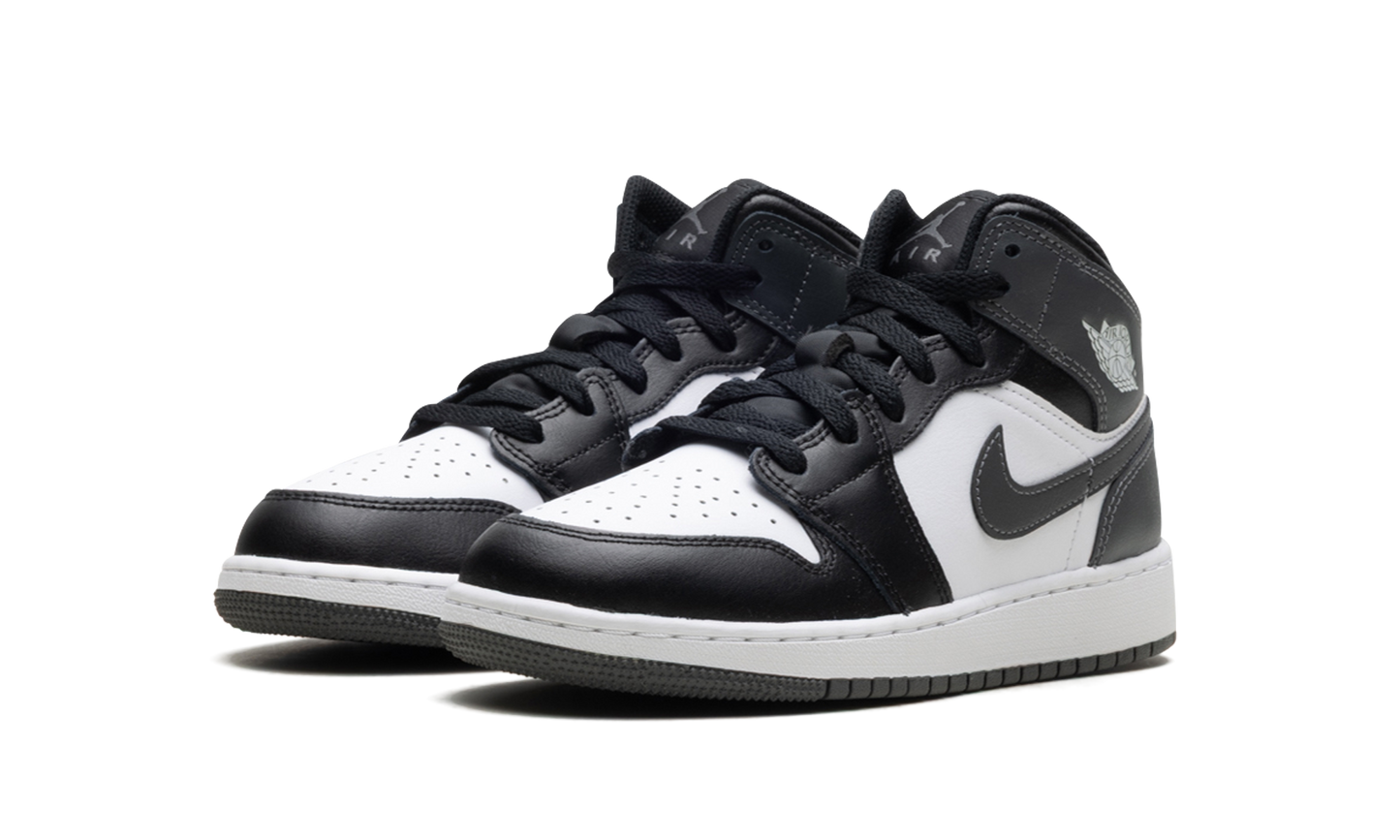 Air Jordan 1 Mid "Black/ Iron Grey/ White" DQ8423 001