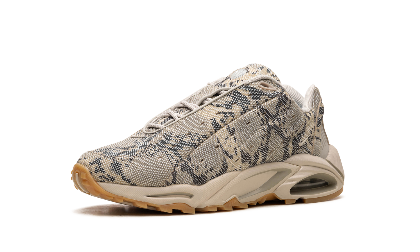 NOCTA Hot Step "Snakeskin" DR0508 001