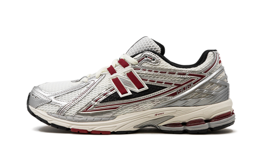 1906R "Silver / Crimson" M1906REA