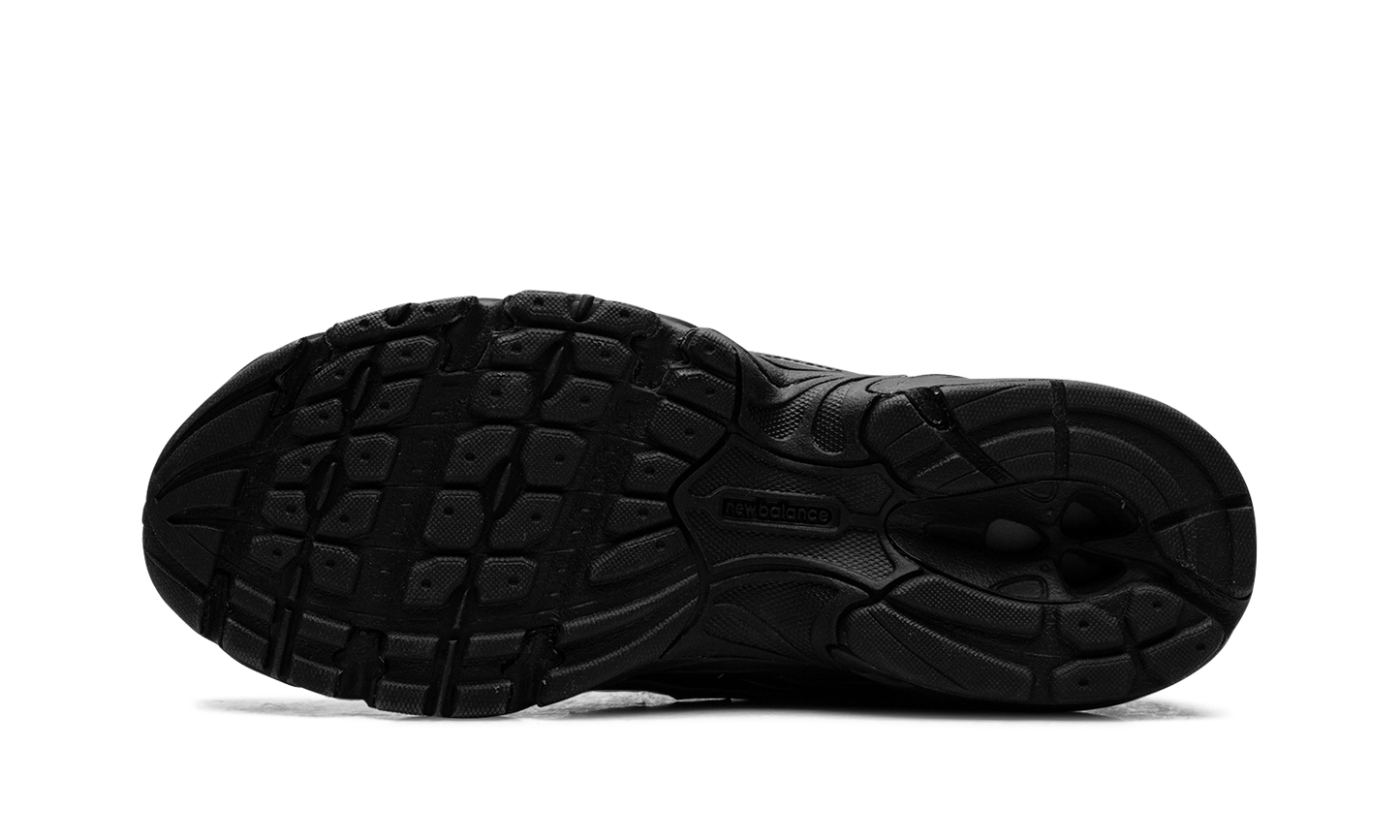 740 "Black Silver" U740BM2