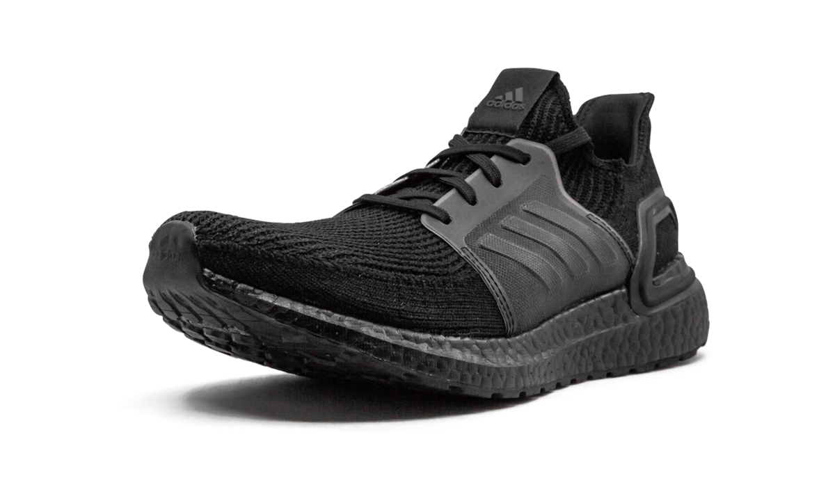 Ultraboost 19 "Triple Black" G27508