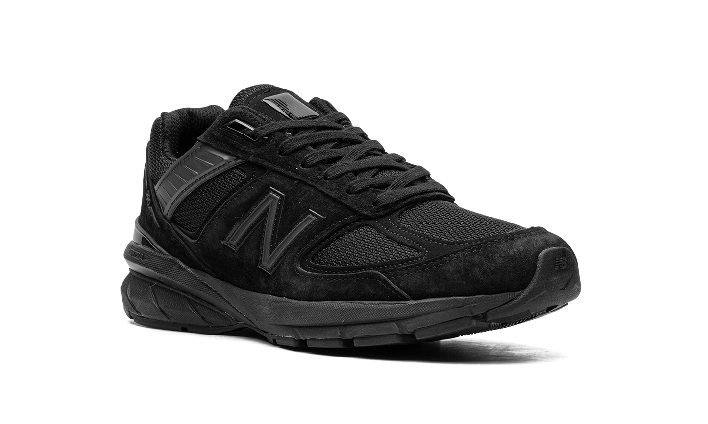 990v5 "Made in USA Triple Black" M990BB5