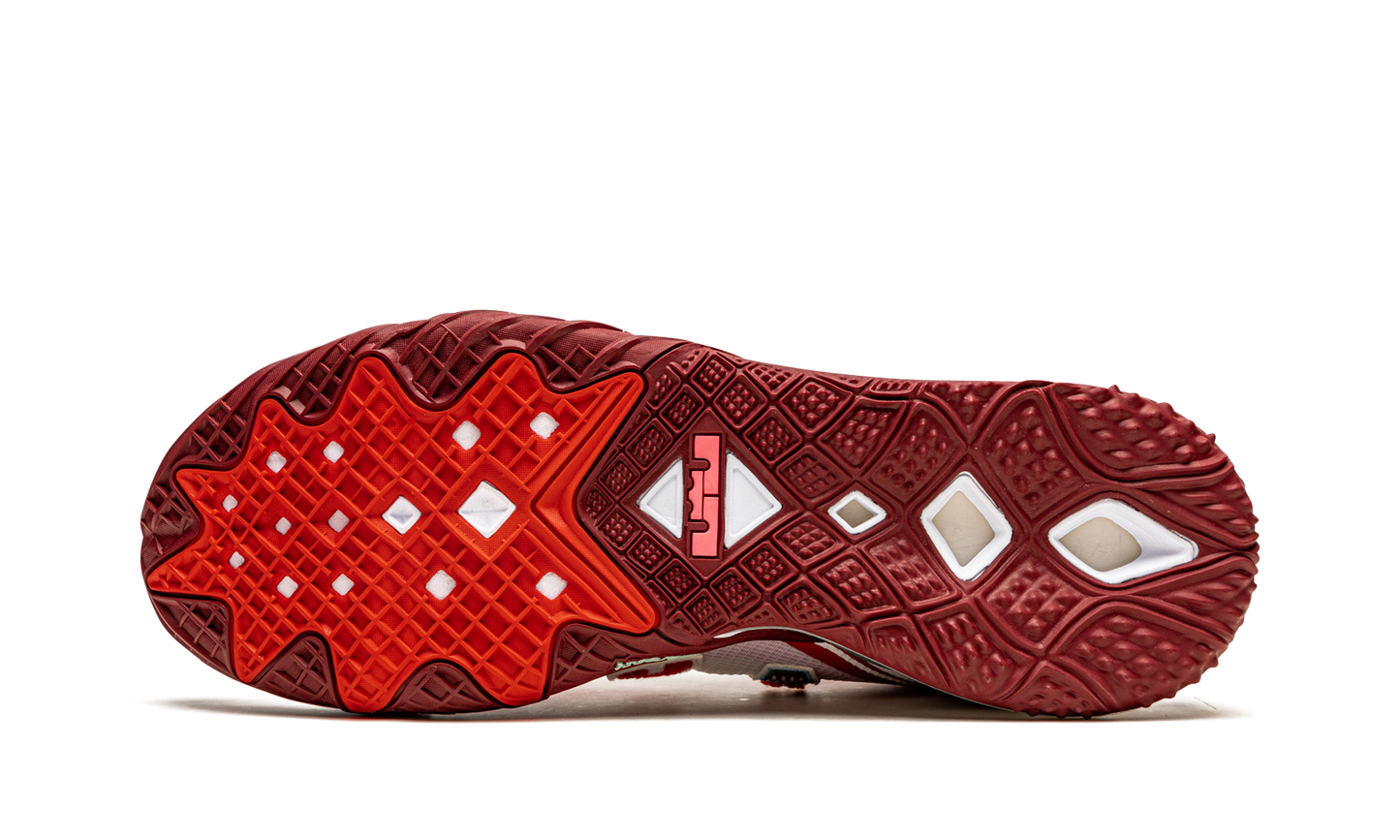 LeBron 18 Low "Mimi Plange Higher Learning"