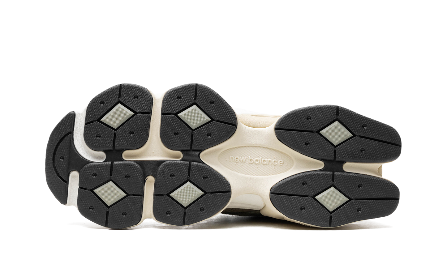 9060 "Dark Camo / Dark Olive / Sandstone"