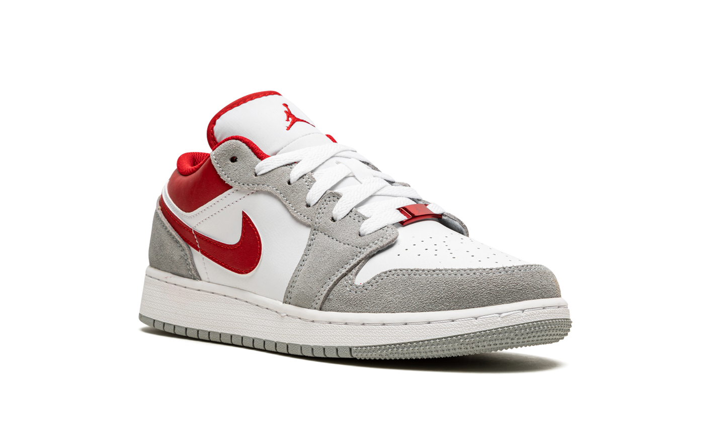 Air Jordan 1 Low SE GS "Smoke Grey Gym Red" DM0589 016