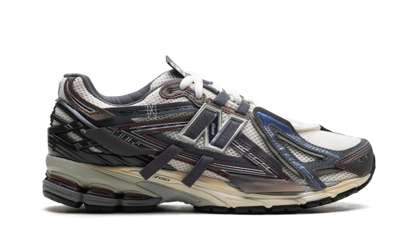 1906A "Eggplant" U1906ANA