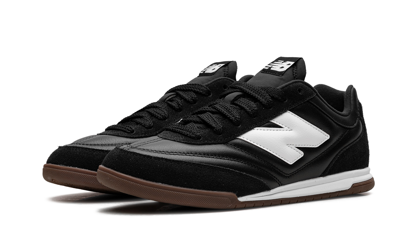 RC42 "Black White" URC42LB