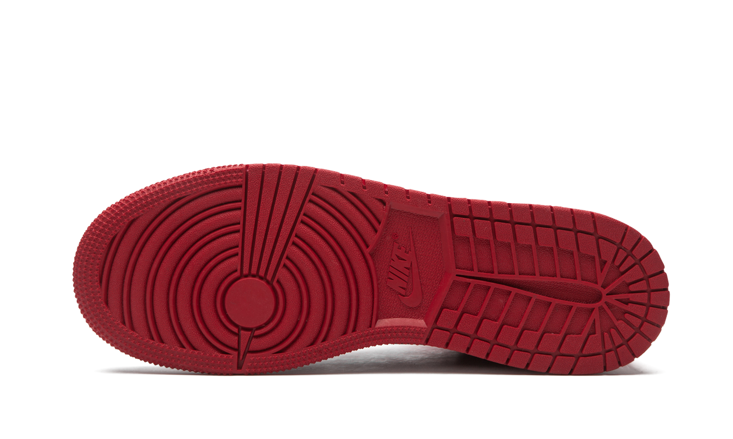 Air Jordan 1 Mid GS "Banned 2020" 554725 074