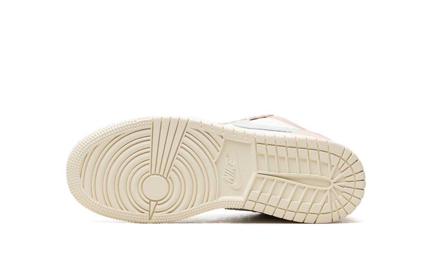 Air Jordan 1 Low SE GS "Guava Ice" DZ5356 800