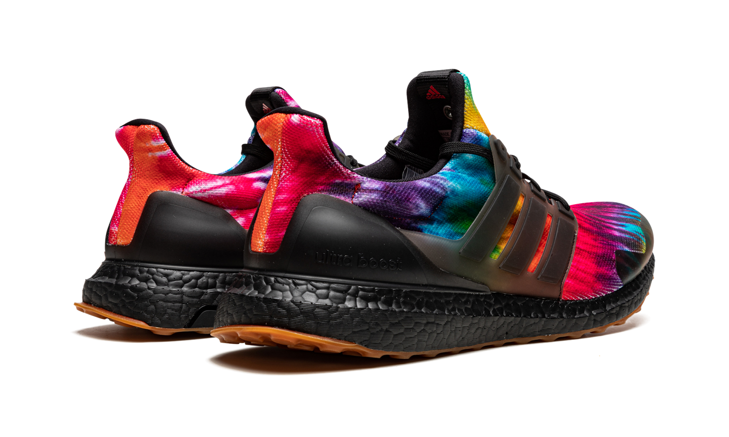 Ultra Boost "Nice Kicks - Woodstock Black Special Box"