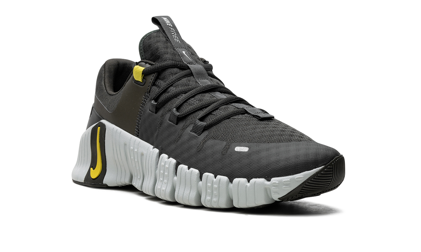 Free Metcon 5 "Sequoia" DV3949 300