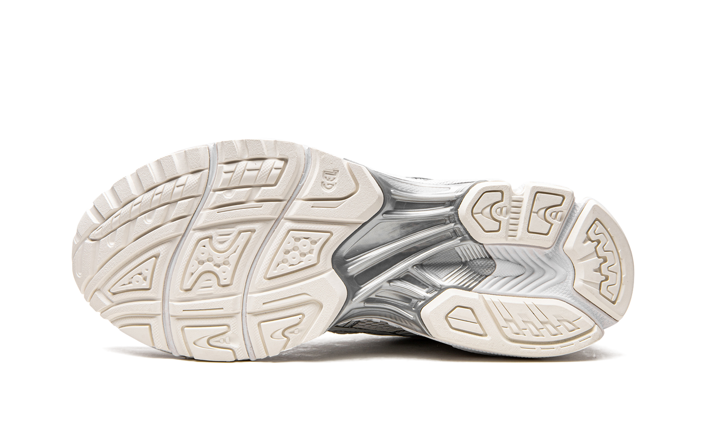 GEL-Kayano 14 "JJJJound - Silver/White" 1201A457 100