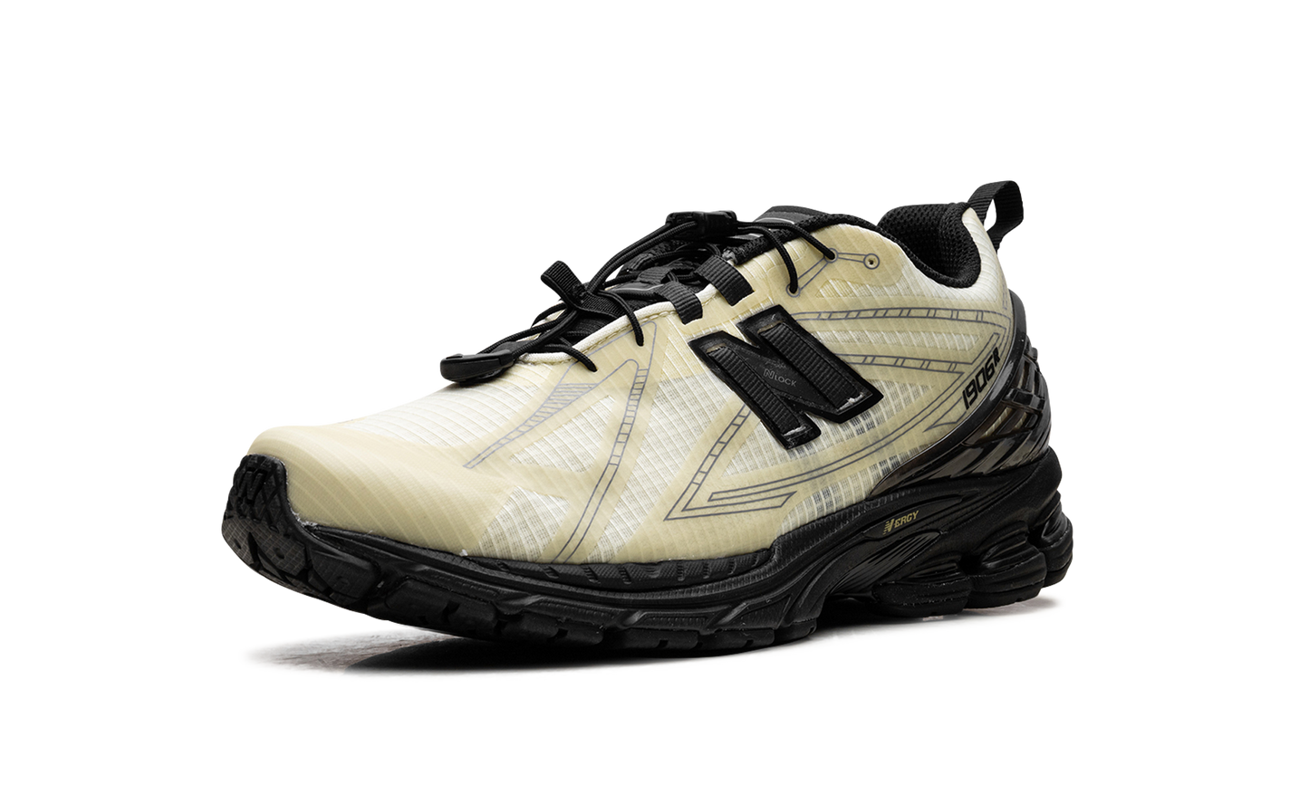 1906R "Pistachio Butter Black" M1906RNP