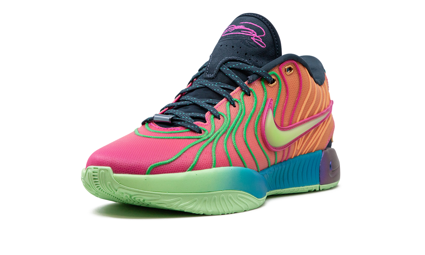 LeBron 21 "Optimism" HF5352 400